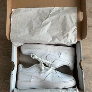 Nike Air Force 1 LE (GS)